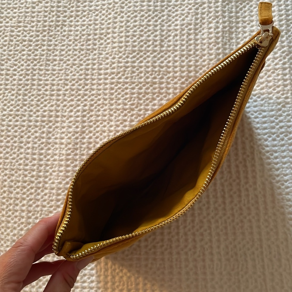 Sézane Pouch - Picture 2 of 2